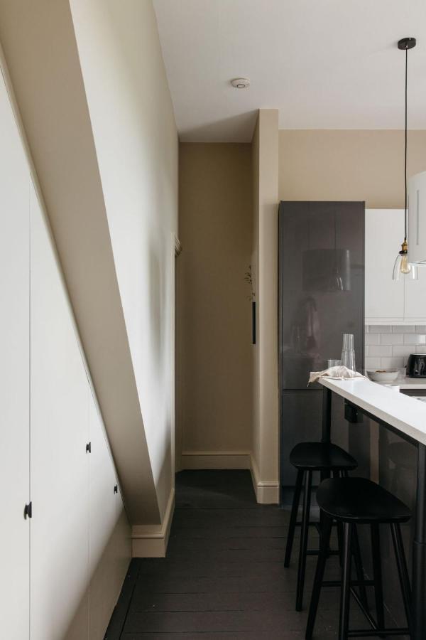 The Curator'S Apartment - Spacious 2 Bedrooms Bath Exterior photo